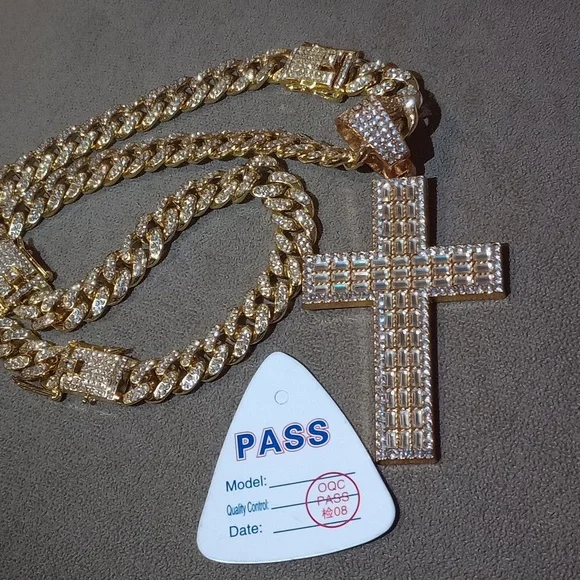 Used Blessed Cross & 24\